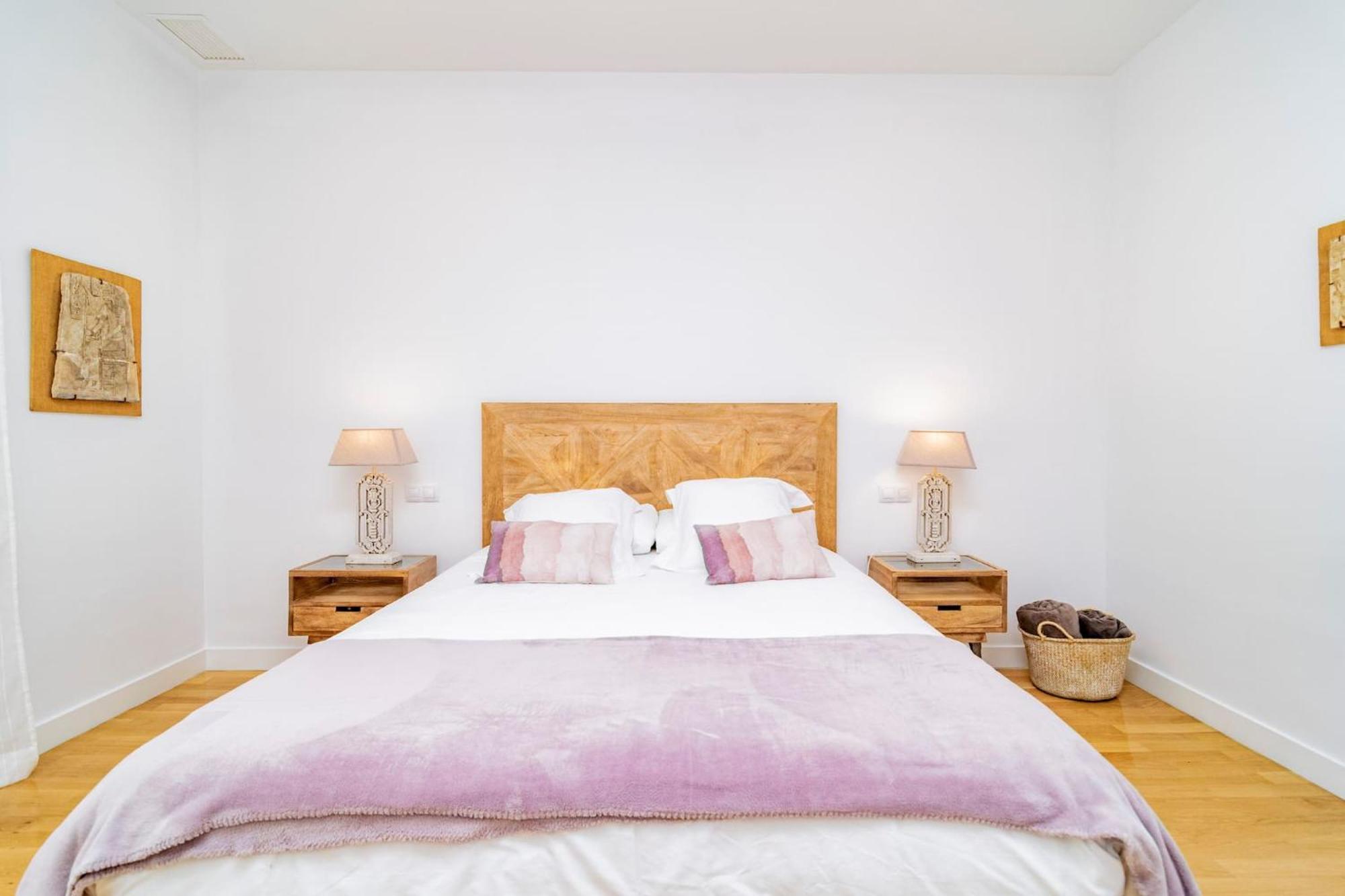 Juan Bravo Suites Madrid Exterior photo